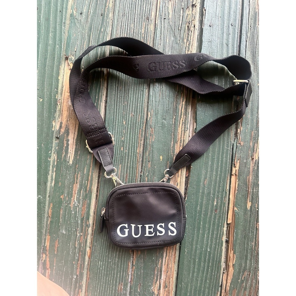 Guess GBG Los Angeles Magiq Lace Up Sneakers Women's 6m And Fanny Pack Lot - Picture 10 of 15
